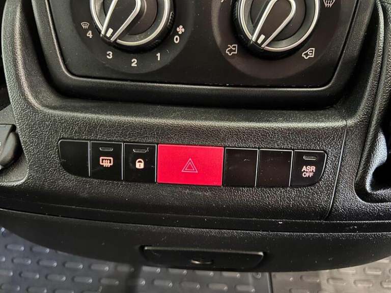 2022 Peugeot Boxer 2.2 BlueHDi H2 Professional Van 140ps PANEL VAN DIESEL Manual