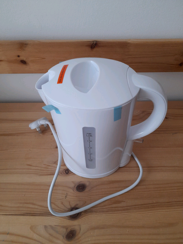 Nutmeg Home Essentials Kettle 
