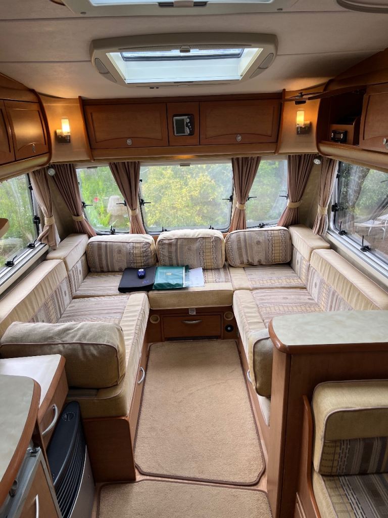 2005 Bessacarr Cameo 525 SL 3 Berth Touring Caravan Motor Mover