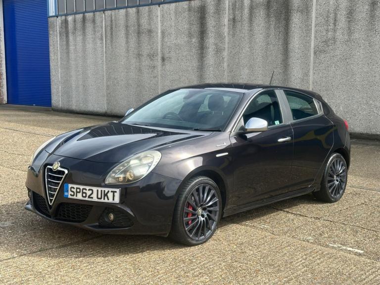 2012 Alfa Romeo Giulietta 2.0 JTDM-2 140 Lusso 5dr HATCHBACK Diesel Manual