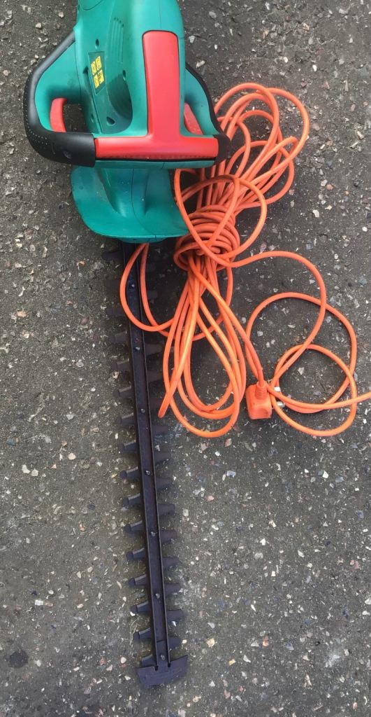 Heavy Duty Bosch 24 inch Hedge Trimmer