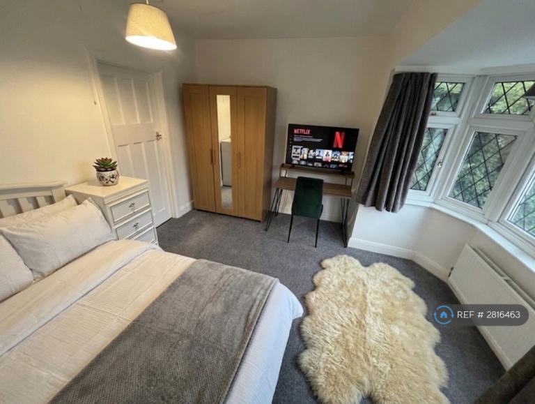 1 bedroom in Croydon Road, Wallington, SM6 (#2816463)