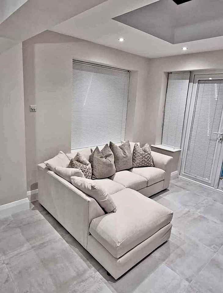 Same Day Delivery Available Brand New Dylan Plush Velvet Corner Sofa Set