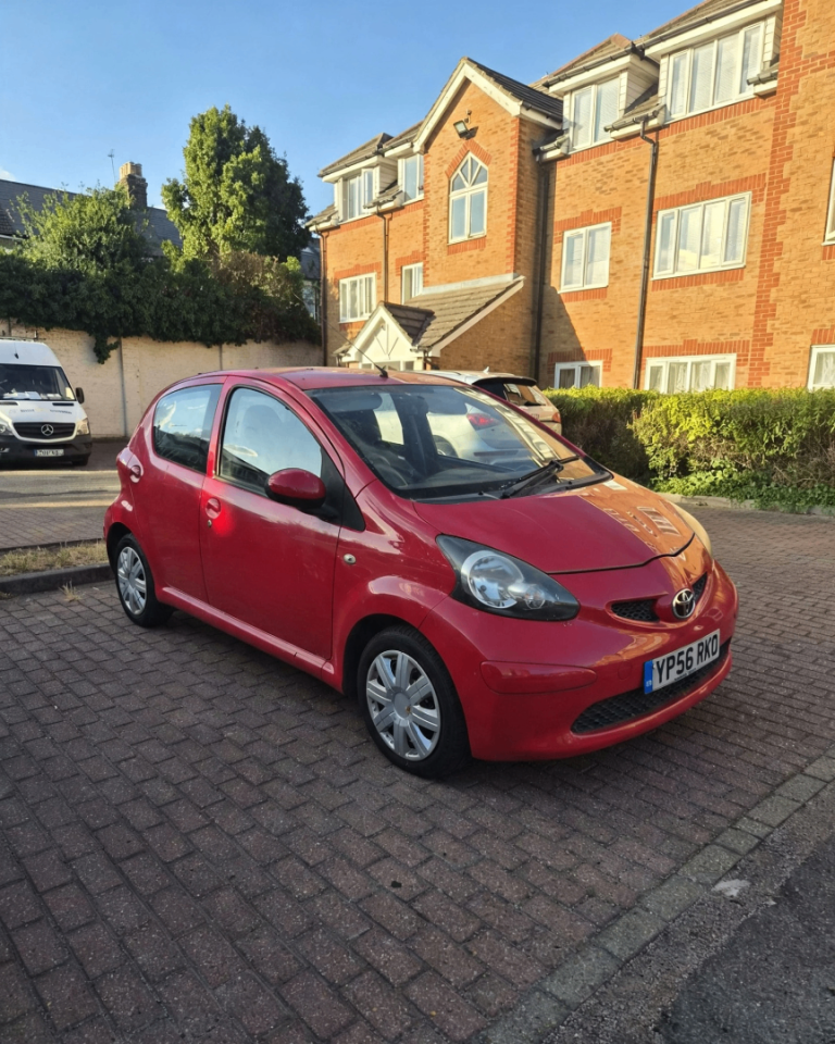 Toyota, AYGO, Hatchback, 2007, Manual, 998 (cc), 5 doors