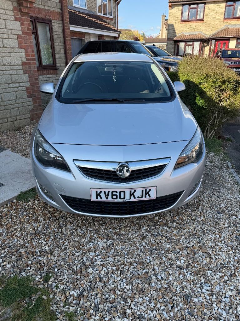 Vauxhall, ASTRA, Hatchback, 2010, Manual, 1686 (cc), 5 doors