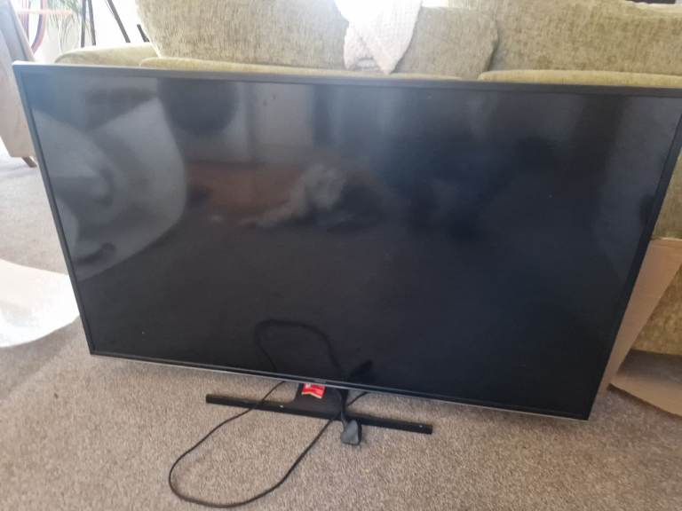 Hitachi tv 49.5 inches 