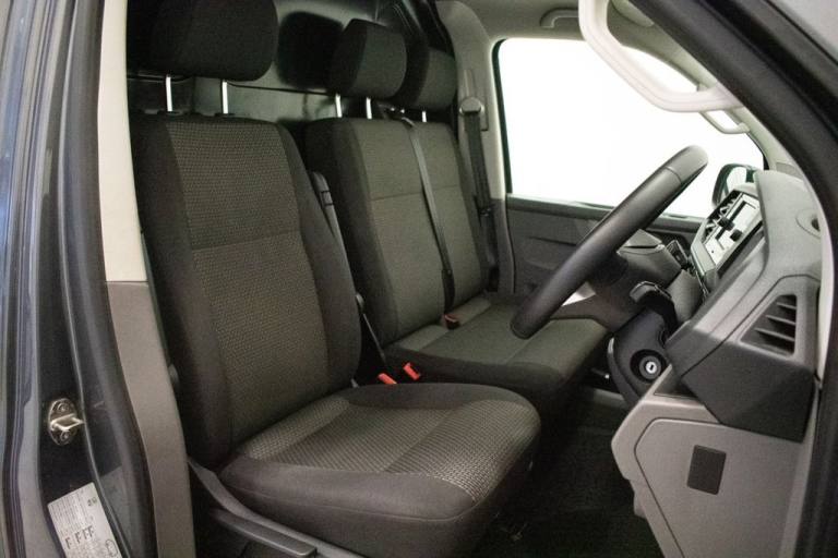 2021 21 VOLKSWAGEN TRANSPORTER 2.0 TDI T30 HIGHLINE PANEL VAN 5DR DIESEL DSG FWD