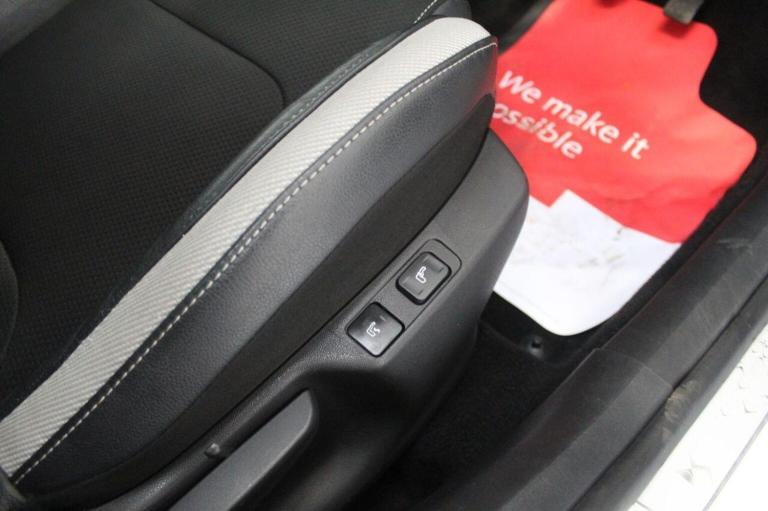 CITROEN DS4 1.6 e-HDi Airdream DStyle Nav Euro 5 (s/s) 5dr 2015