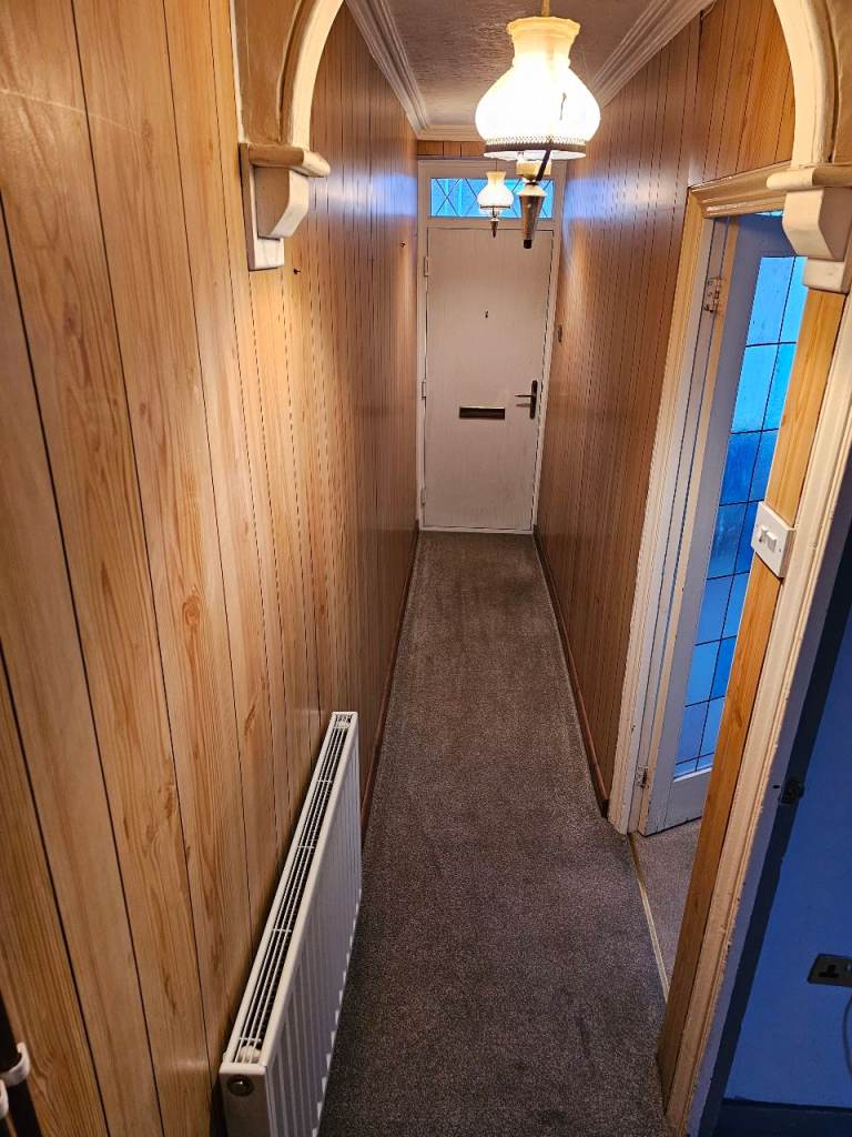 3 Bedroom House to Rent – Neath Town Centre 
