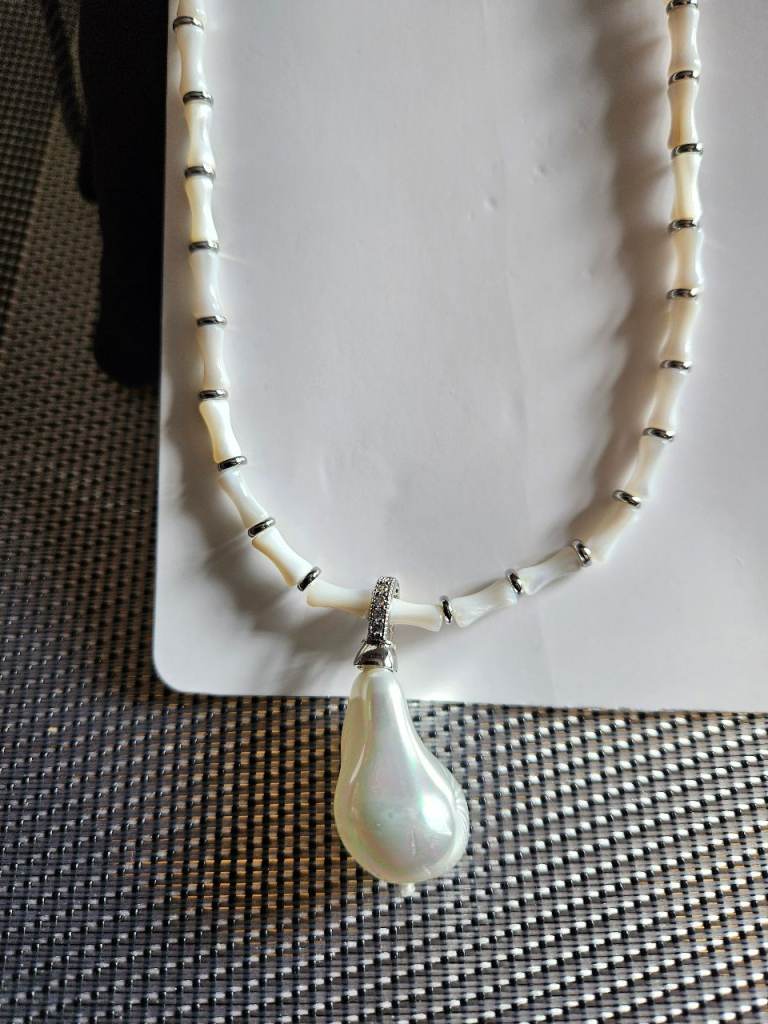 White Shell Pearl Necklace Cubic Zirconia