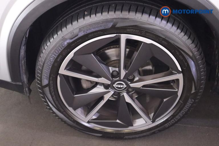 2022 Nissan Qashqai 1.3 DiG-T MH 158 Tekna 5dr Xtronic SUV Petrol Automatic