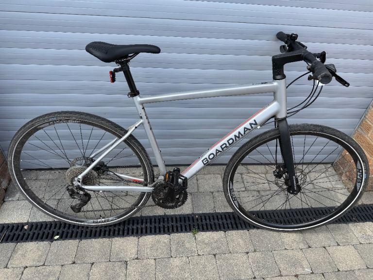 SOLD - Boardman HYB 8.6 Mens Hybrid Bike - Silver - L Frame