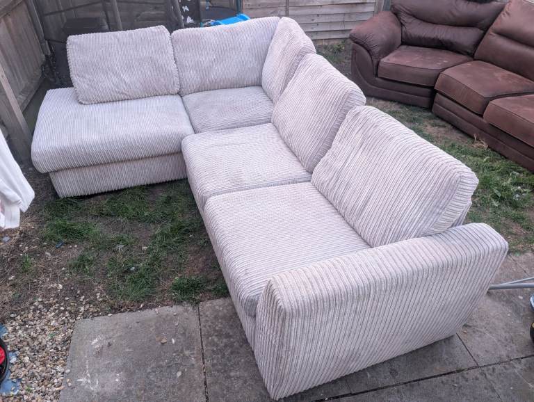 Very comfortable corner sofa & delivery available 
