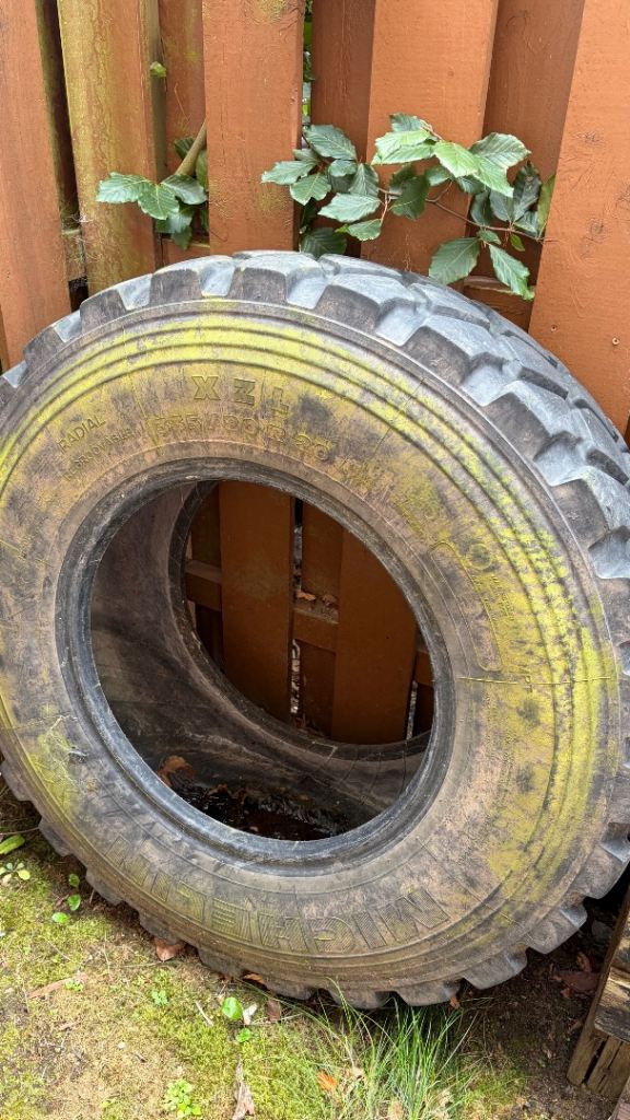 Truck tyre