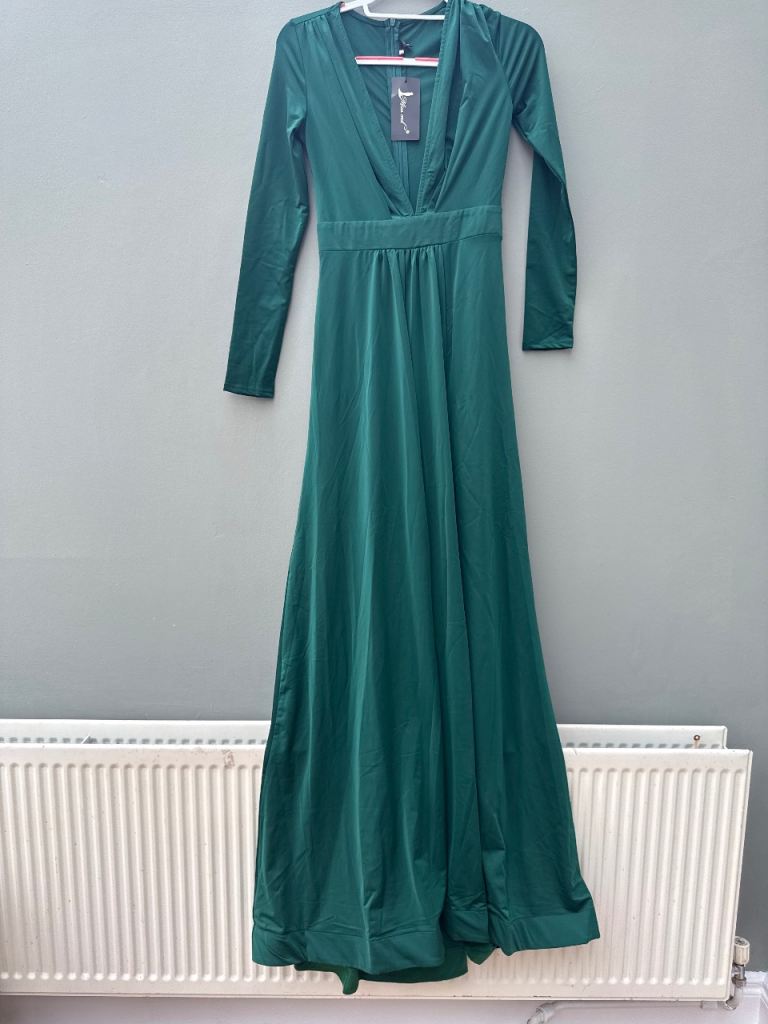 Stunning Miss Pap Green Velvet Maxi Dress – Size S, New with Tags