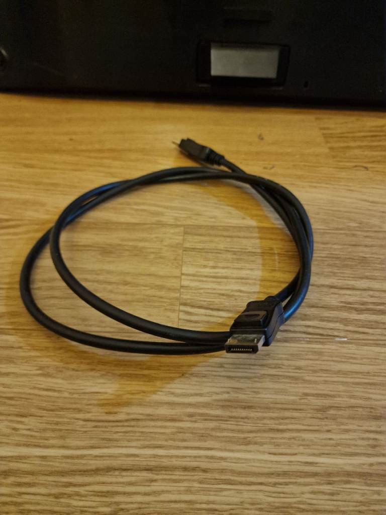 Samsung 28" 4K Monitor & Fully Adjustable Arm Mount 