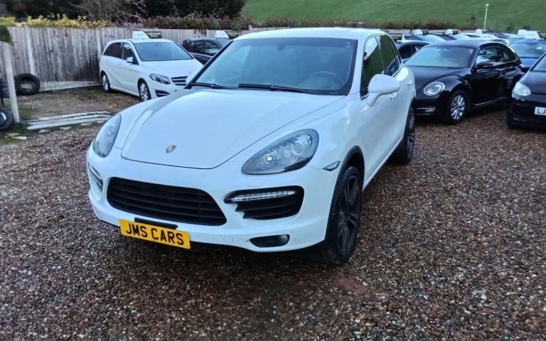  Porsche Cayenne 4.8T V8 Turbo SUV 5dr Petrol TiptronicS 4WD Euro 5 (s/s) (500 ps) Petrol Automatic