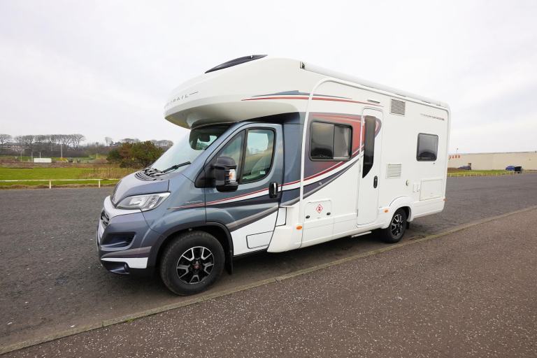 2019 Auto-Trail Tracker FB, 4-Berth, 2-Seatbelts, End French Double Bed