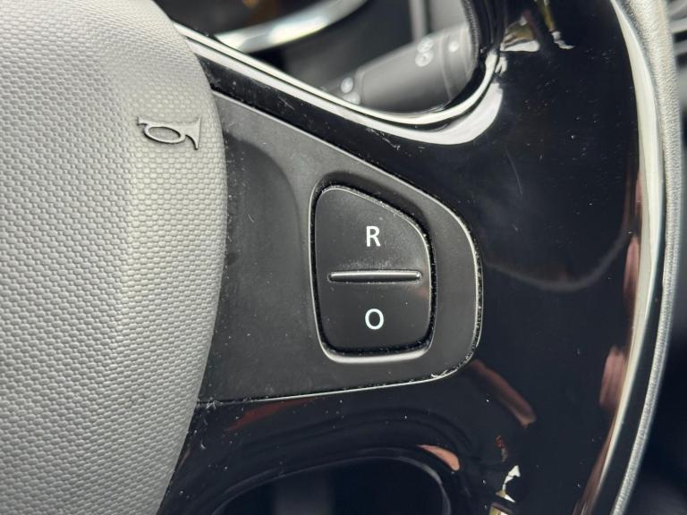 2014 Renault Clio 1.2 16V Dynamique MediaNav 5dr HATCHBACK PETROL Manual
