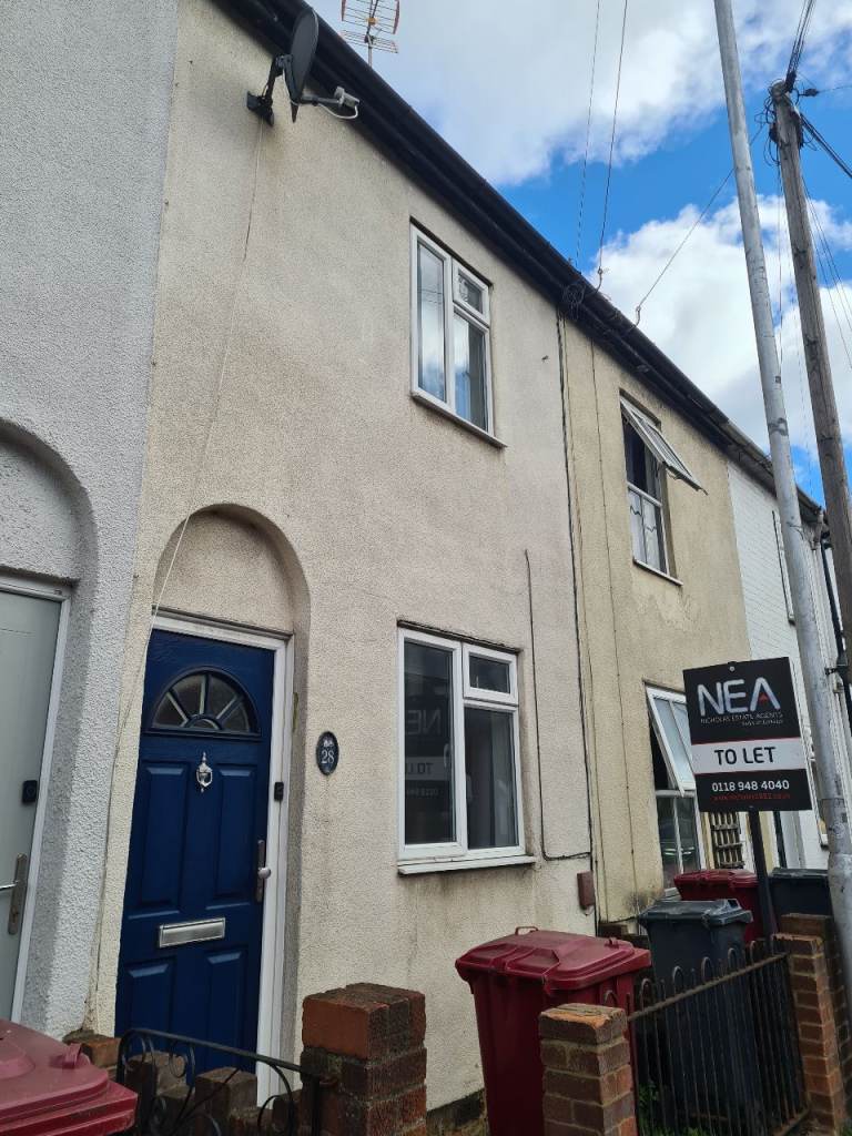 2 bedroom terraced house 