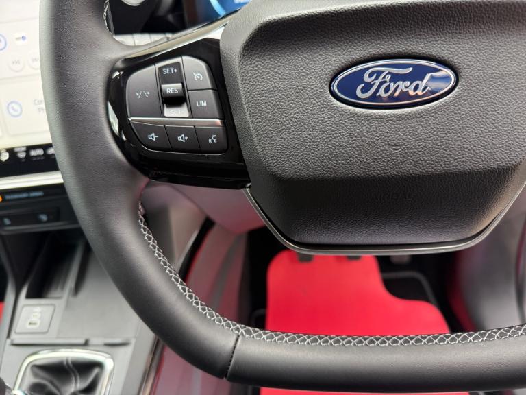 2025 Ford Puma 1.0 EcoBoost Hybrid mHEV Titanium, UNDER 350 MILES, MAY 2028 FORD WARRANTY, HATCHB...