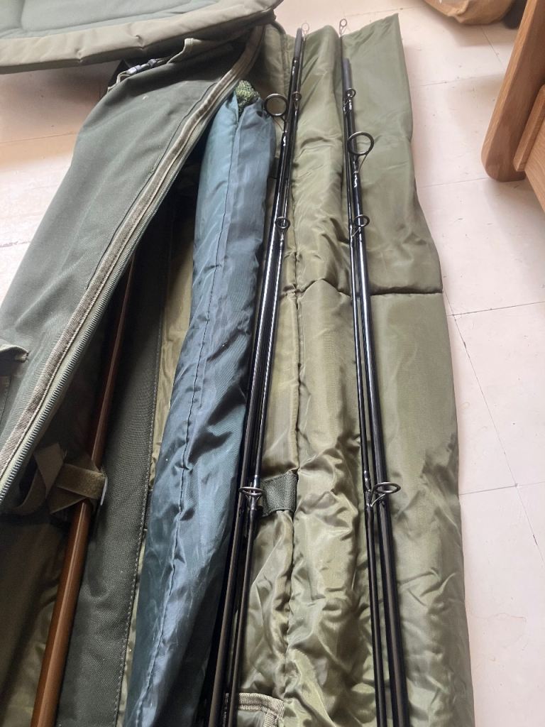 Carp Fishing Equipment Bundle
