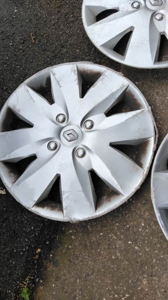 Renould cleo hub caps