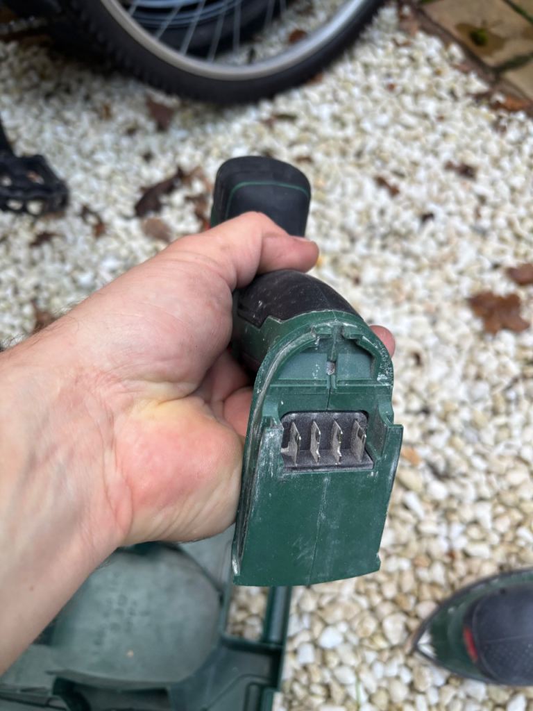 Bosch drill , £10.00 for Sale in Swadlincote, Derbyshire | Gumtree