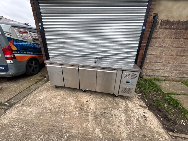 Commercial undercounter fridge bench 4 doors brand new cafe shop restaurant 