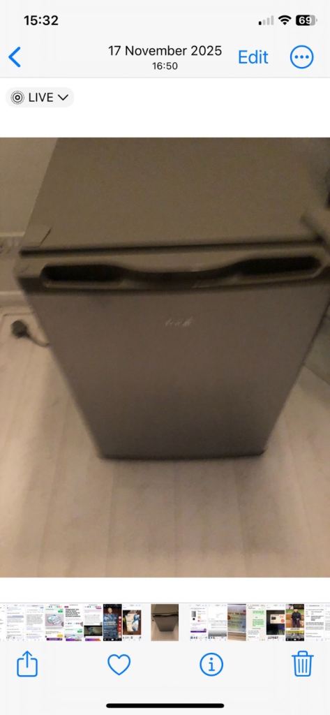 Logik mini fridge- silver