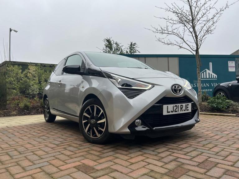 2021 Toyota AYGO 1.0 VVT-i X-Trend TSS 5dr x-shift HATCHBACK PETROL Automatic