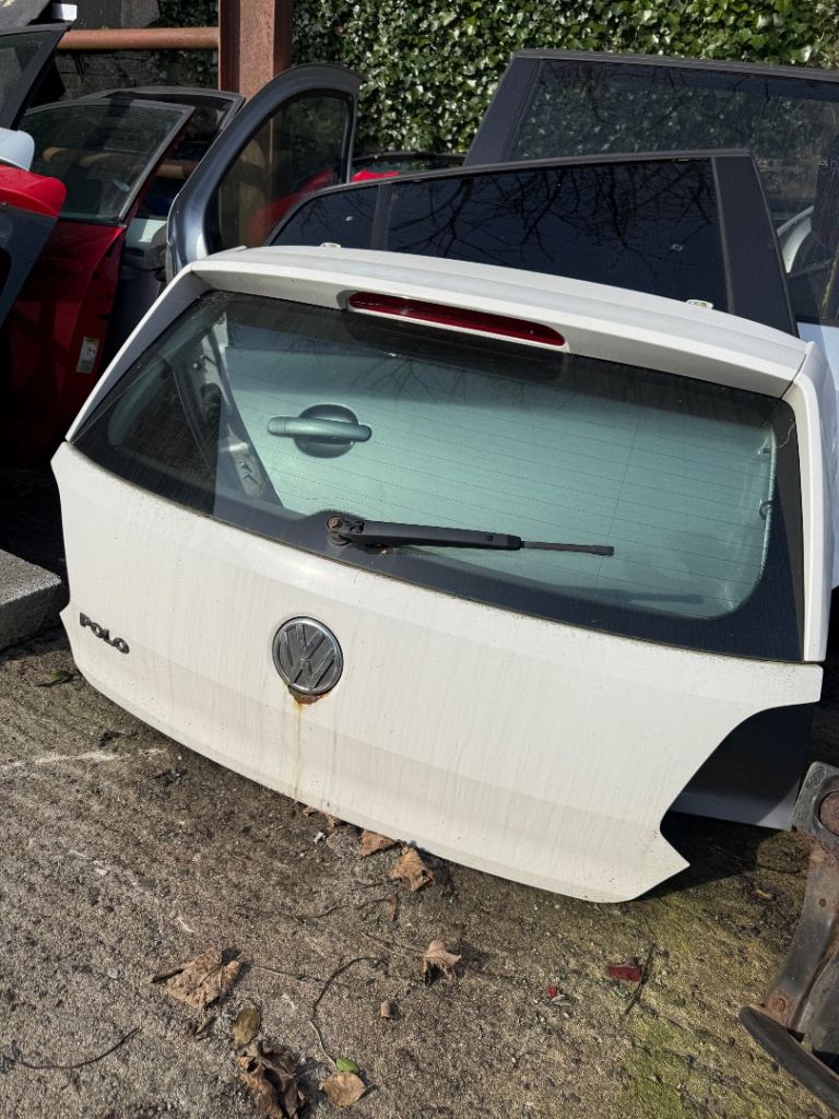Volkswagen Polo Bootlid With Spoiler 2009 - 2017