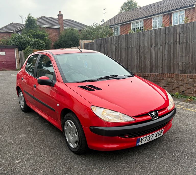 Peugeot, 206, Hatchback, 2001, Manual, 1360 (cc), 5 doors