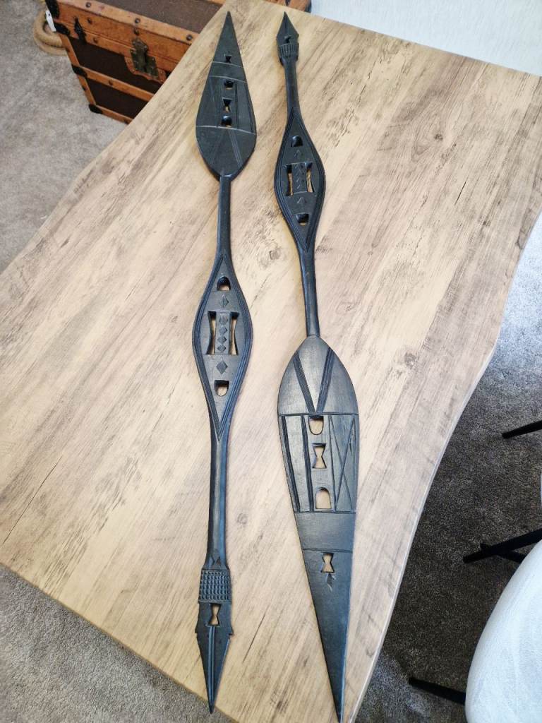 PAIR OF DECORATIVE AFRICAN CARVED SPEARS