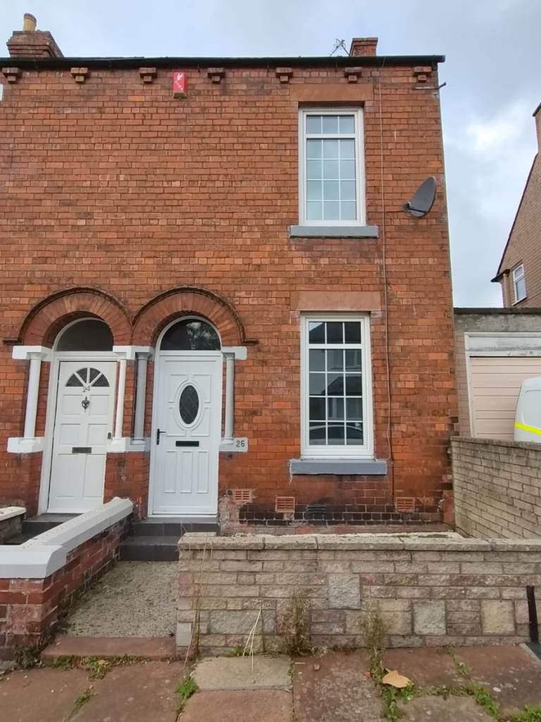 2 Bed House By Hospital - Clift St Carlisle