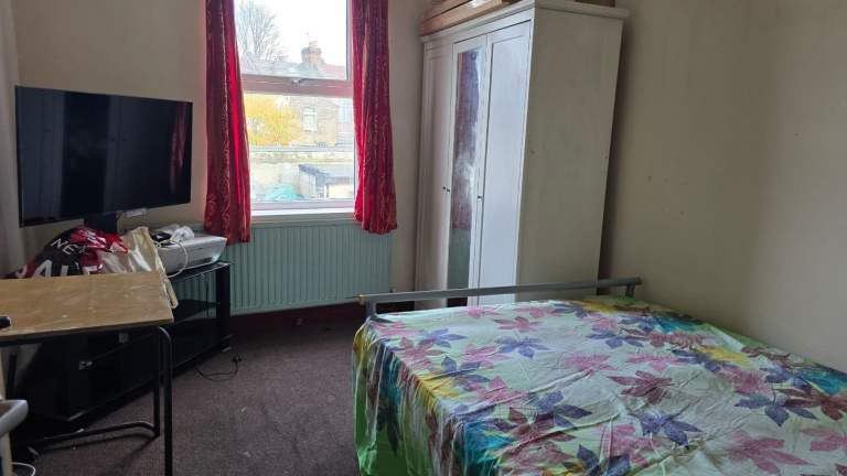 DOUBLE ROOM FOR RENT