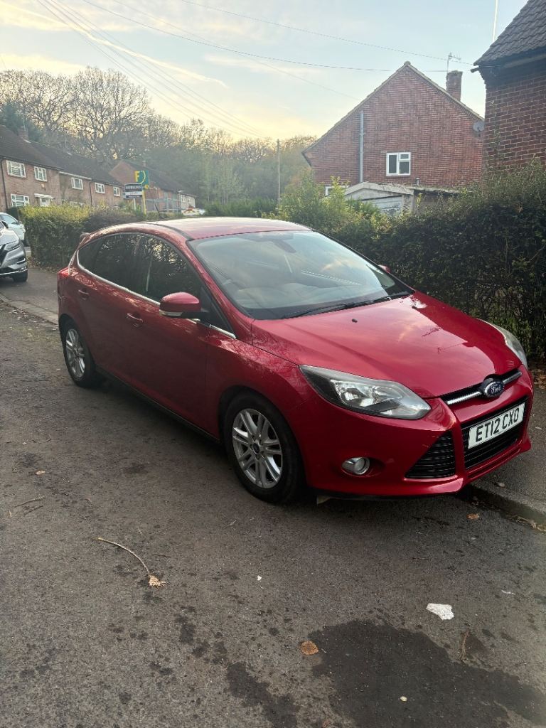 Ford, FOCUS, Hatchback, 2012, Manual, 1560 (cc), 5 doors