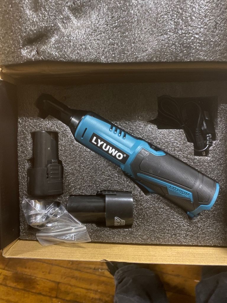 12v Cordless Electric Ratchet Wrench Rechargeable Battery Torque Ratchet With Sockets Tool With 