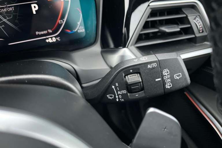 2021 BMW 3 Series 320i M Sport 5dr Step Auto ** Rear Parking Camera - Heated Seats ** Semi-Au Est...