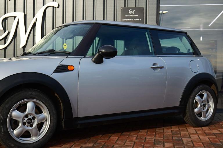 2008 MINI Hatch 1.4 One 3dr Hatchback Petrol Manual