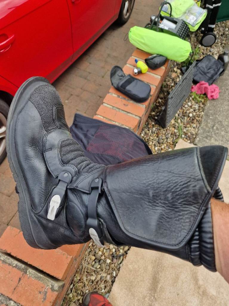 Bmw adventure boots size 45