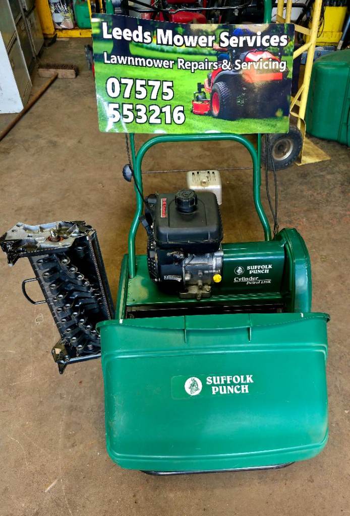Suffolk Punch Cylinder Petrol Lawnmower with Grass Box – Ne