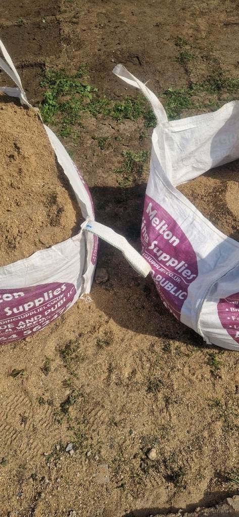 2 tonne sharp sand