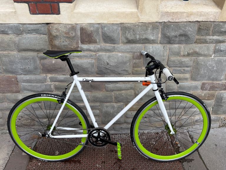 Single Speed Fixie 700cc Bike with lock