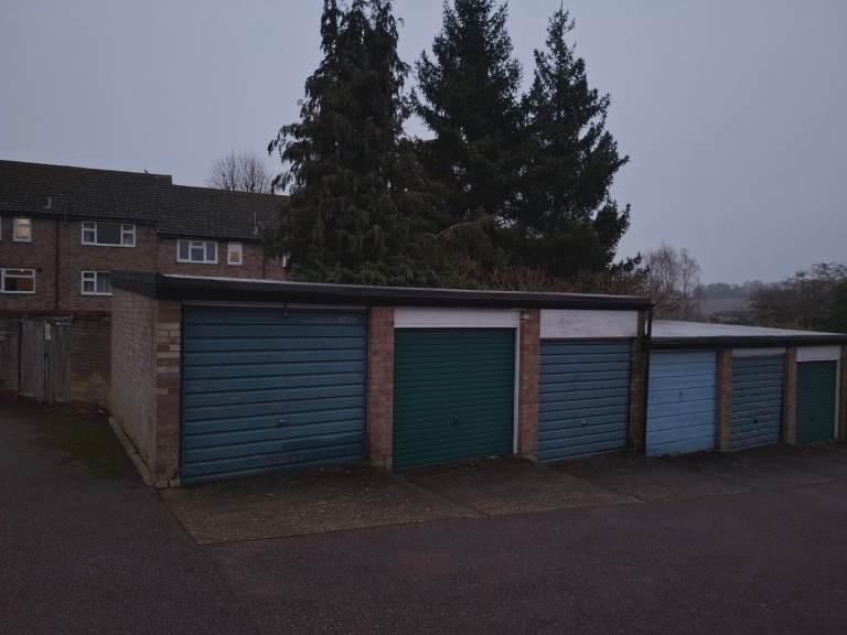 Garage to rent: Wren Close (adj 22), Kimpton, Hitchin, SG4 8QE