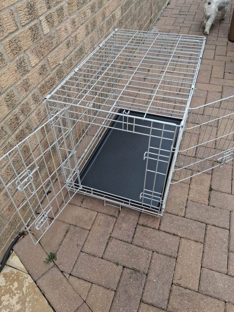 Medium dog cage