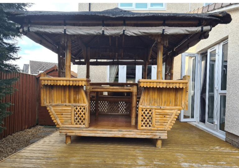 Wooden gazebo/dining garden furniture 