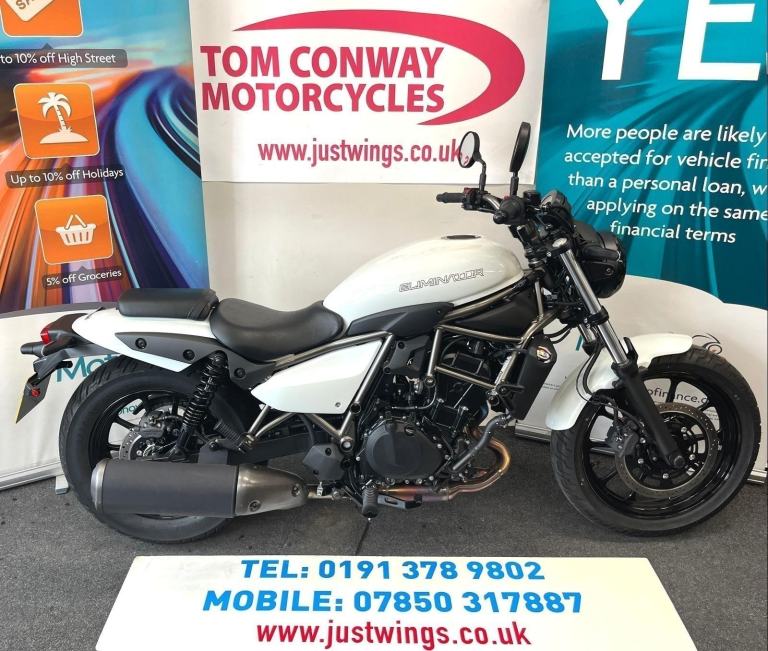 KAWASAKI ELIMINATOR 500, 2025(25), 1 MATURE OWNER, 556 MILES, FSH, SUPERB, £4995