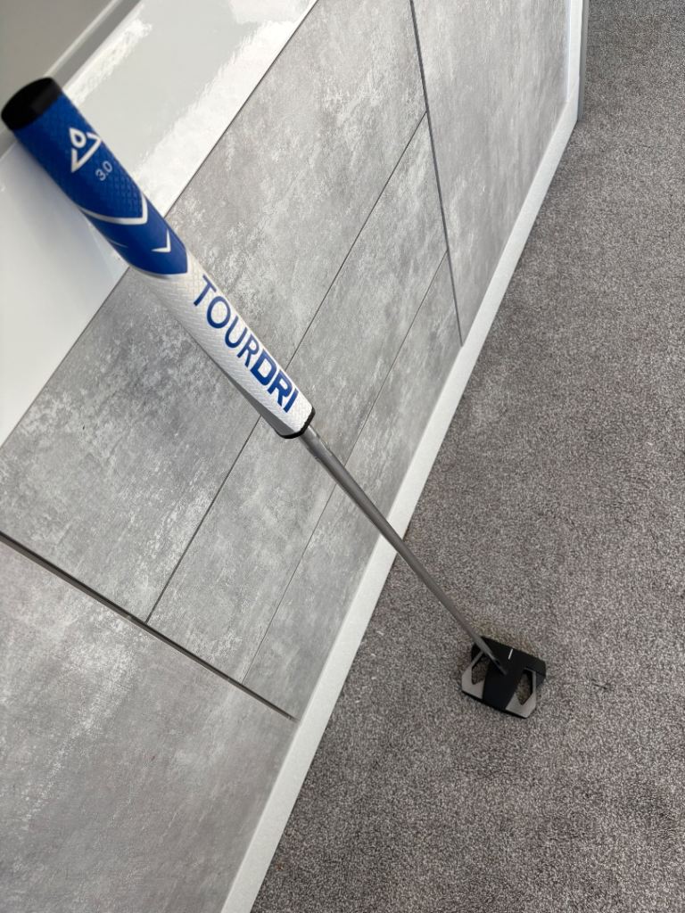 TDX TD-09 Golf Putter - Black, Good Condition