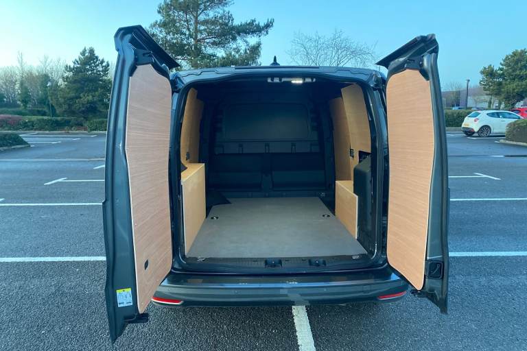 2025 Ford Transit Connect 661613 Van PETROL/ELECTRIC Automatic